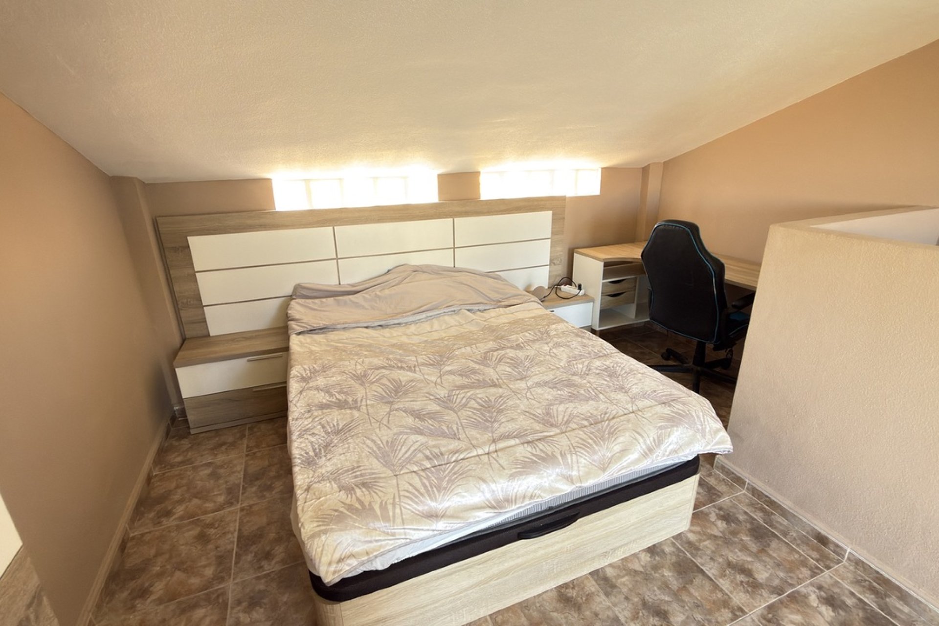 Herverkoop - Town House -
La Zenia - Costa Blanca