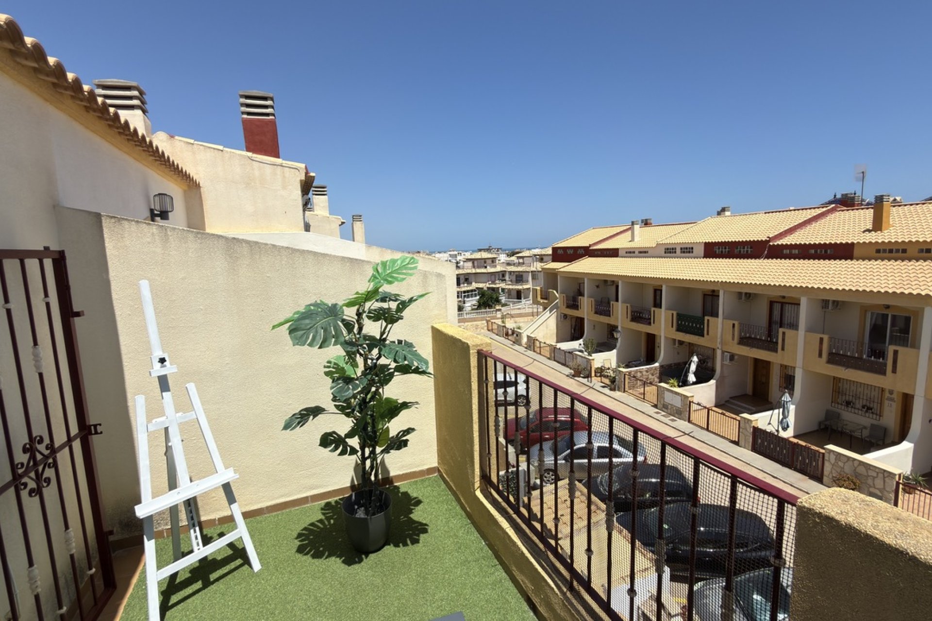 Herverkoop - Town House -
La Zenia - Costa Blanca