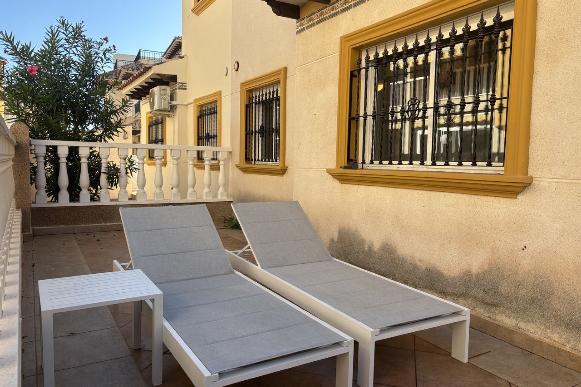 Herverkoop - Town House -
La Zenia - Costa Blanca