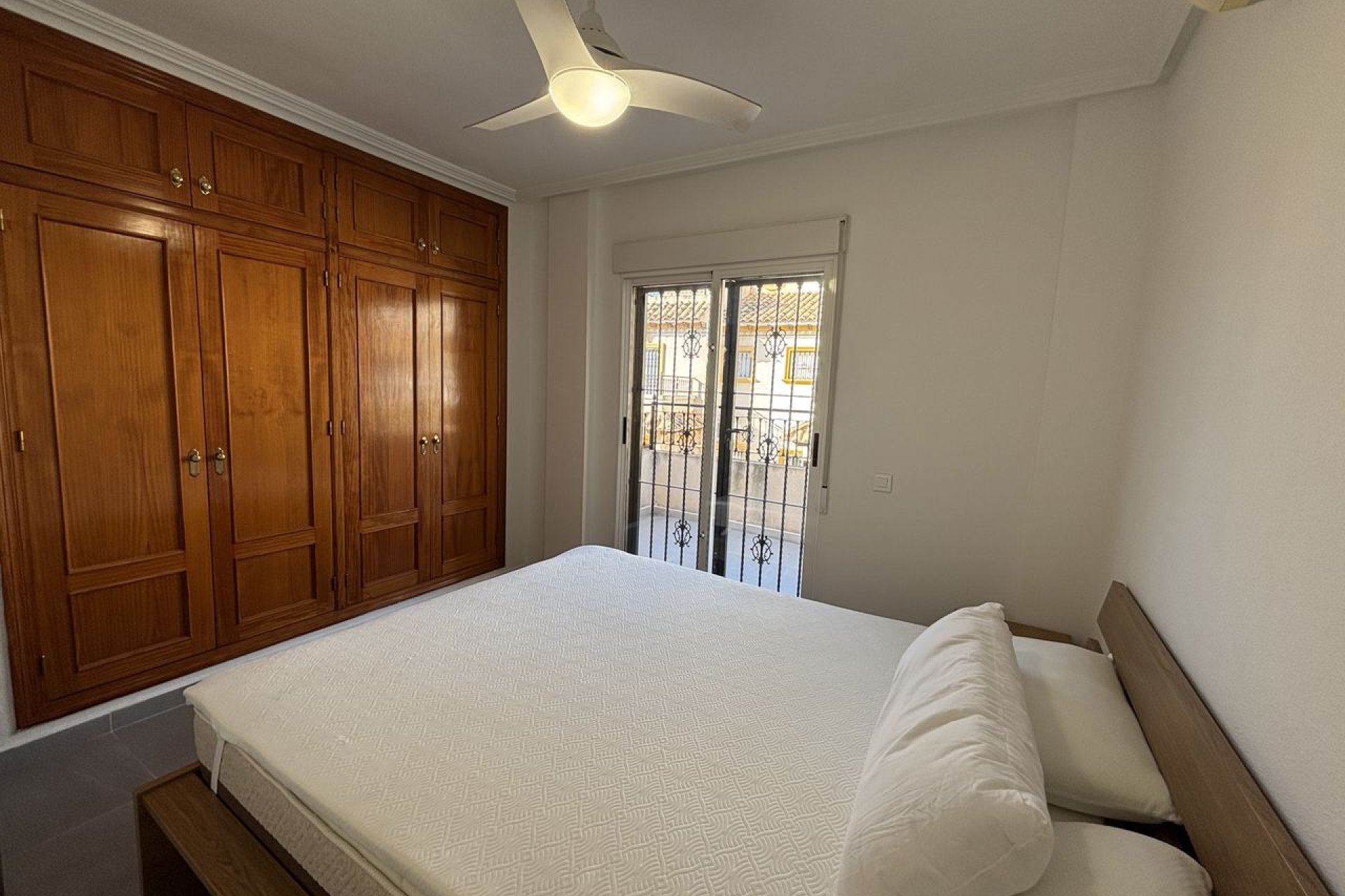 Herverkoop - Town House -
La Zenia - Costa Blanca