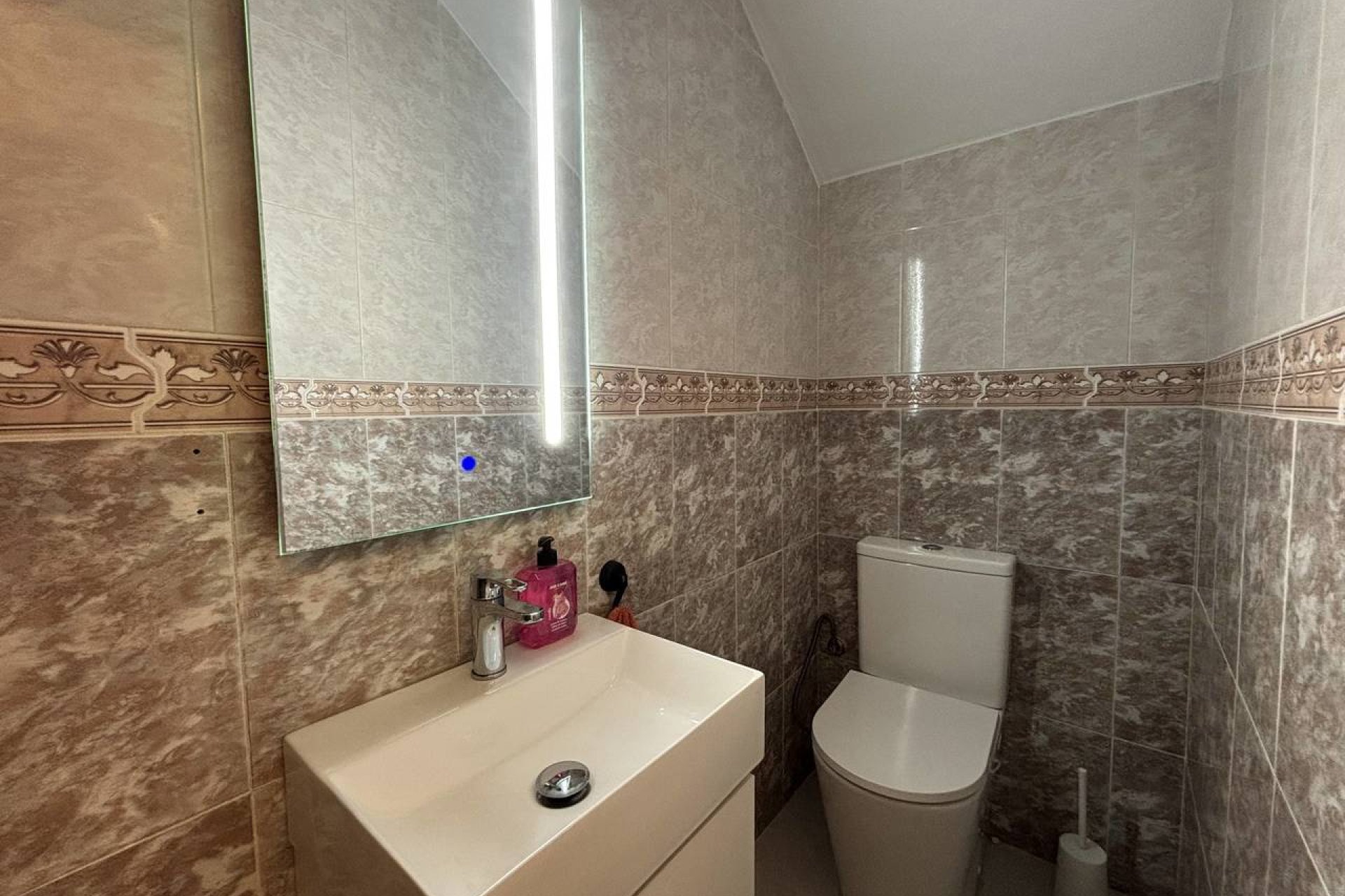 Herverkoop - Town House -
La Zenia - Costa Blanca