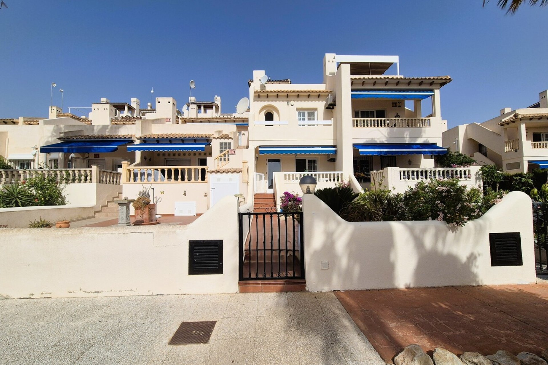 Herverkoop - Town House -
Las Ramblas Golf - Inland