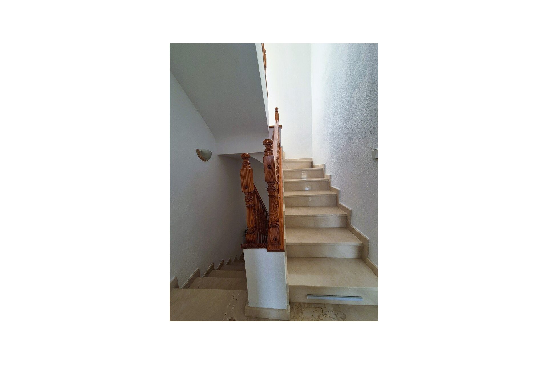Herverkoop - Town House -
Las Ramblas Golf - Inland