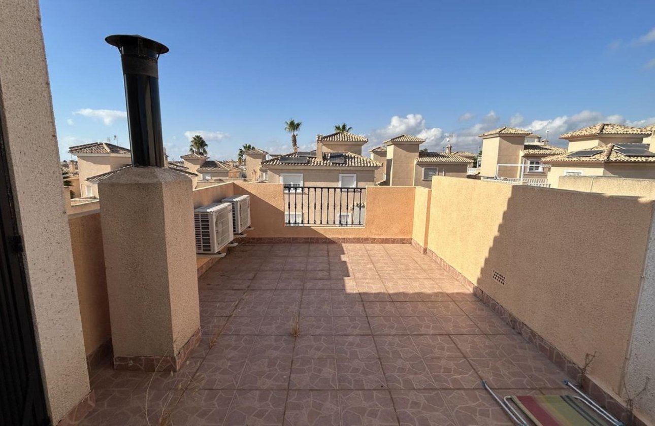 Herverkoop - Town House -
Los Altos - Costa Blanca