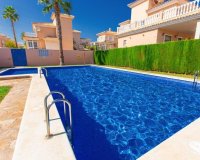 Herverkoop - Town House -
Los Altos - Costa Blanca