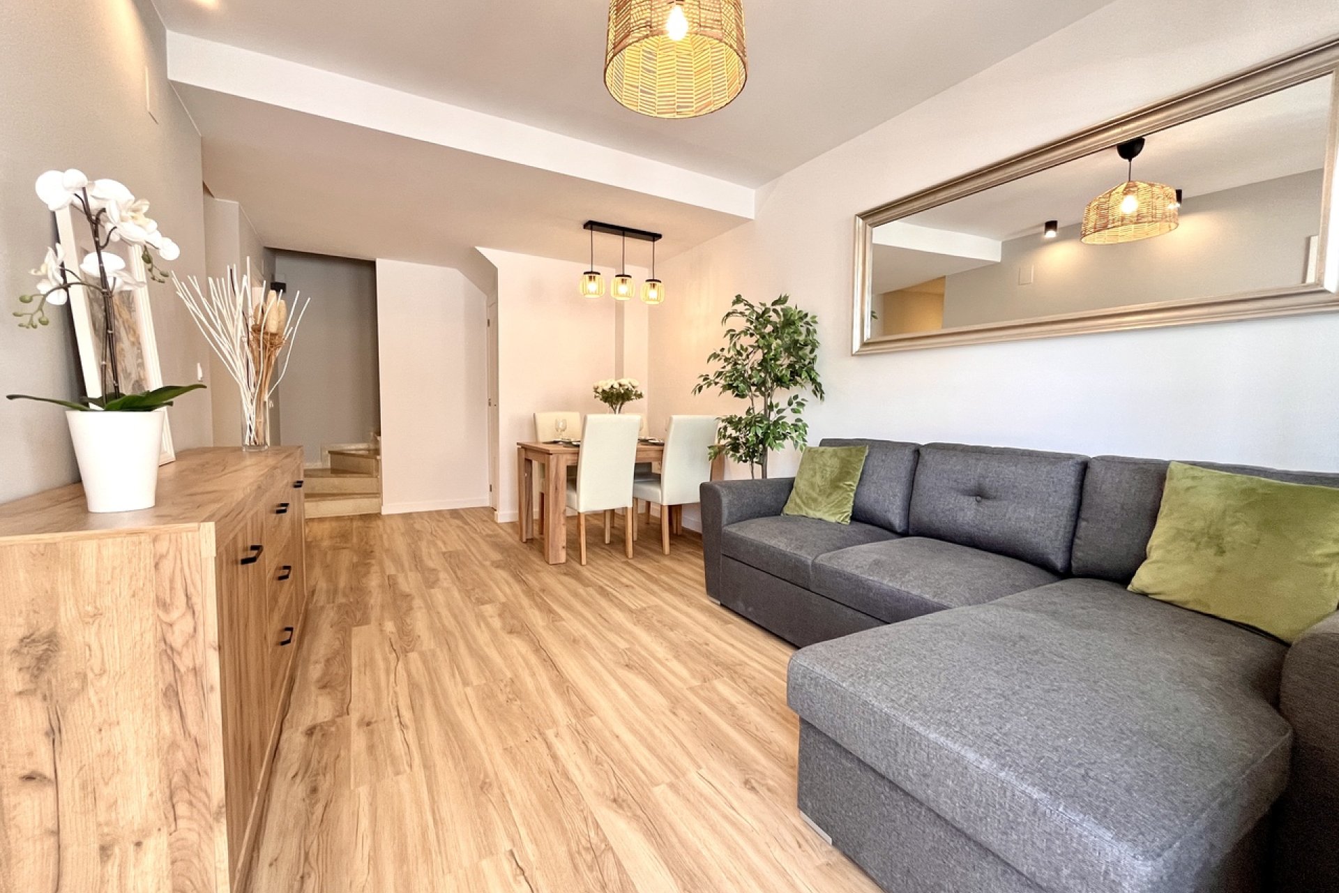 Herverkoop - Town House -
Los Altos - Costa Blanca