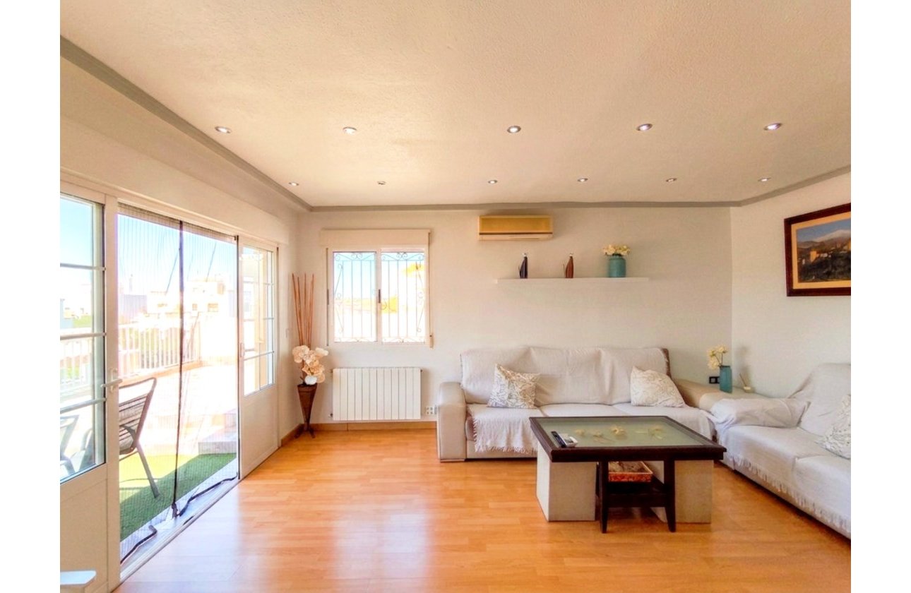 Herverkoop - Town House -
Los Altos - Costa Blanca
