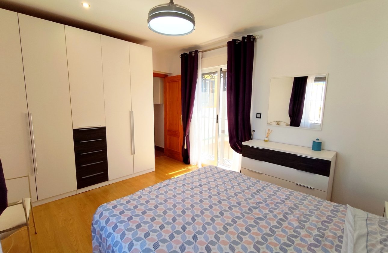 Herverkoop - Town House -
Los Altos - Costa Blanca