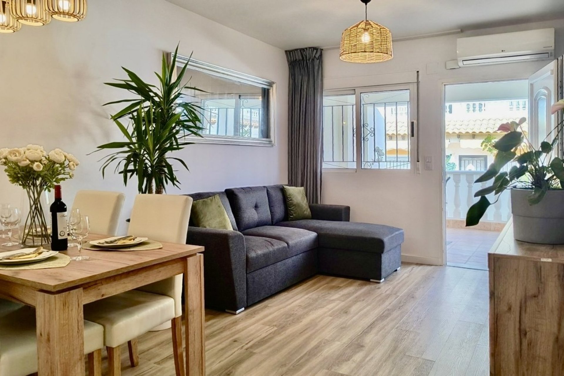 Herverkoop - Town House -
Los Altos - Costa Blanca