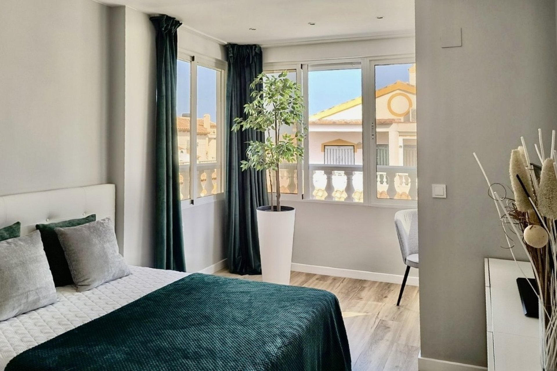 Herverkoop - Town House -
Los Altos - Costa Blanca