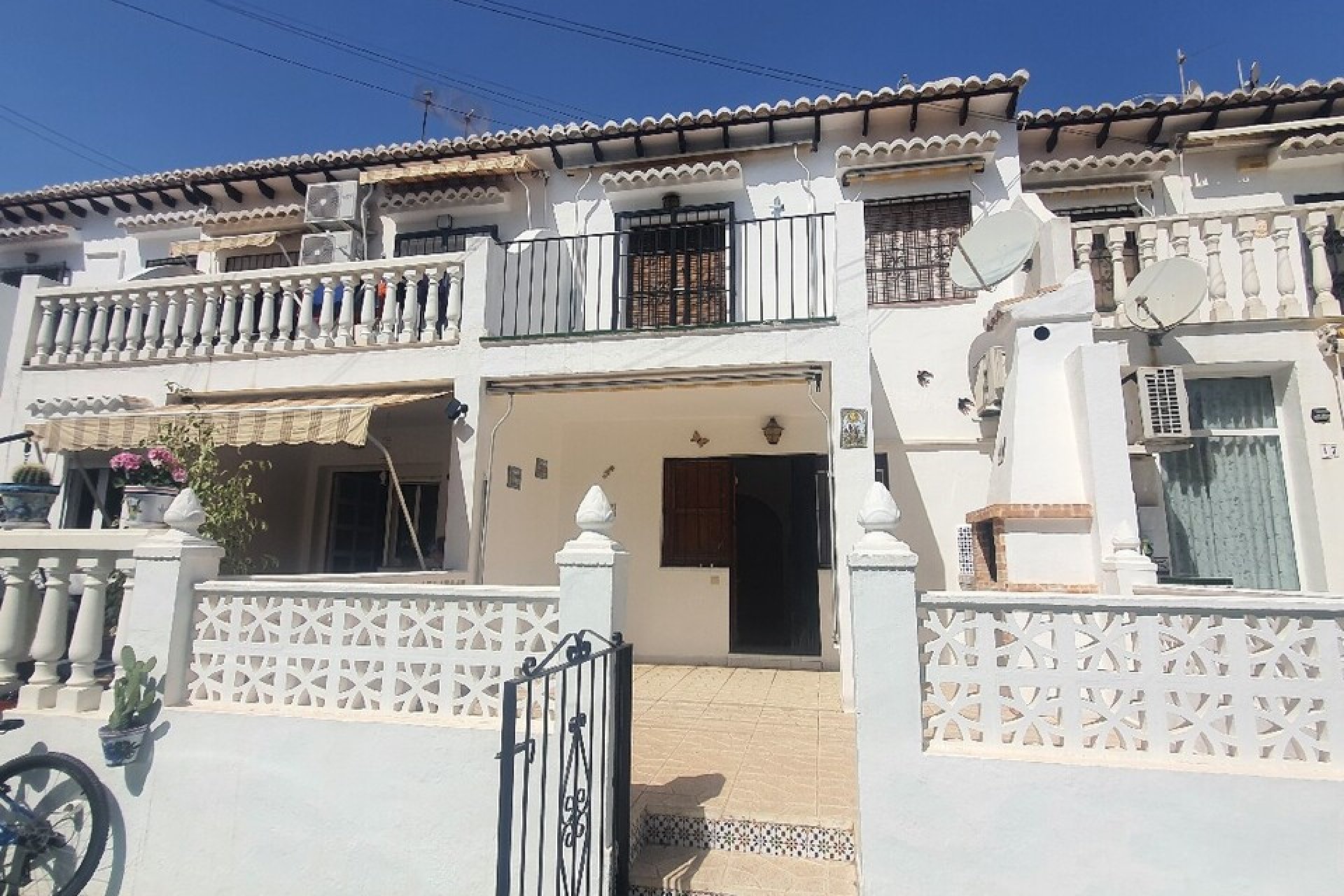 Herverkoop - Town House -
Los Balcones - Costa Blanca
