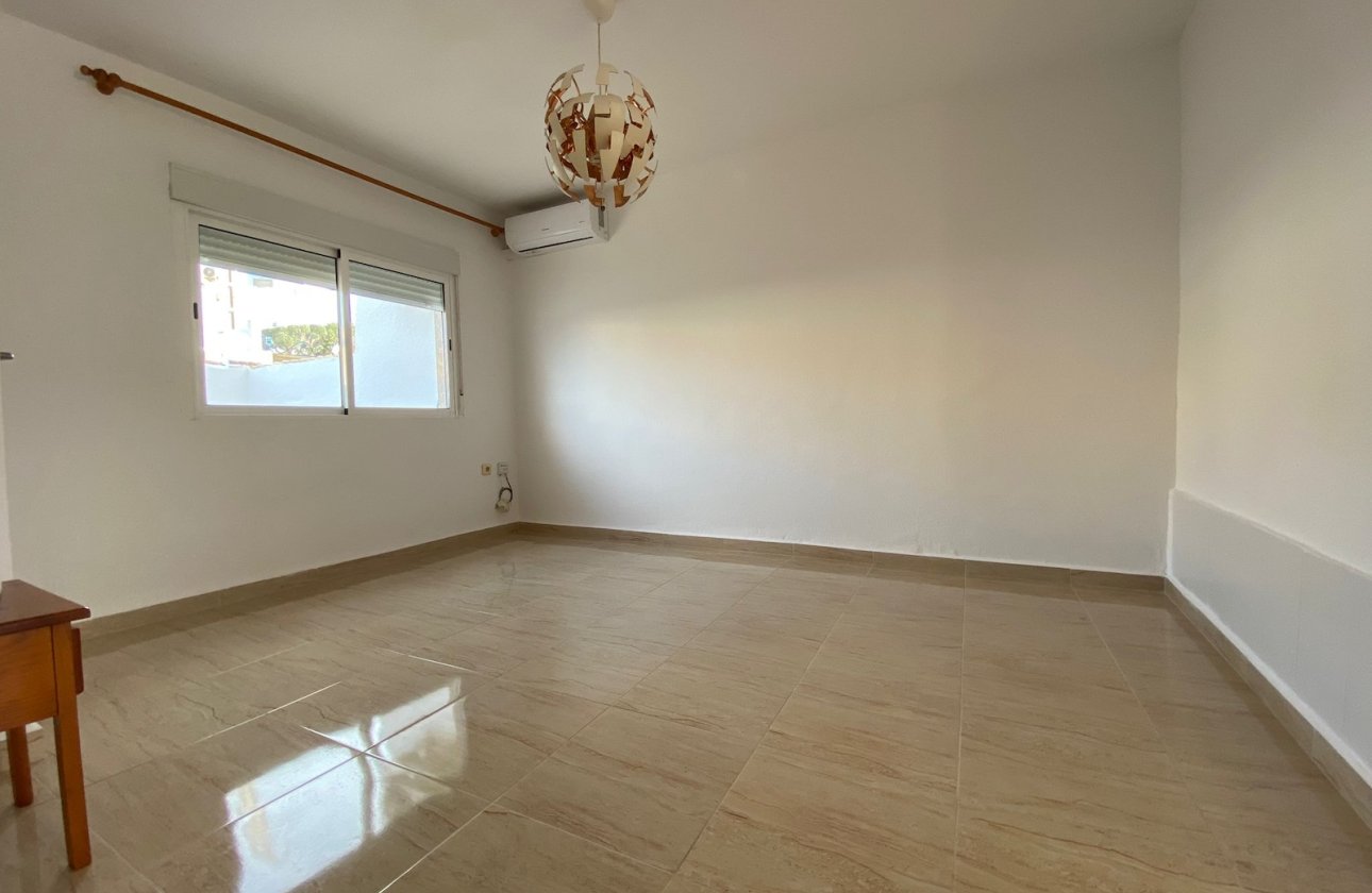 Herverkoop - Town House -
Los Balcones - Costa Blanca