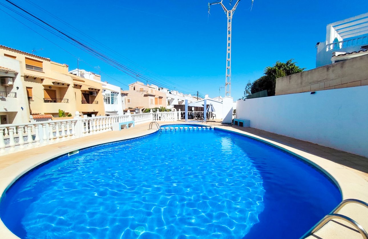 Herverkoop - Town House -
Los Balcones - Costa Blanca
