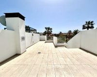 Herverkoop - Town House -
Los Dolses - Inland