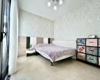 Herverkoop - Town House -
Los Dolses - Inland