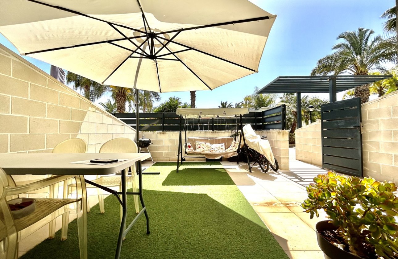 Herverkoop - Town House -
Los Dolses - Inland