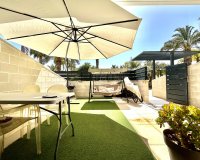 Herverkoop - Town House -
Los Dolses - Inland