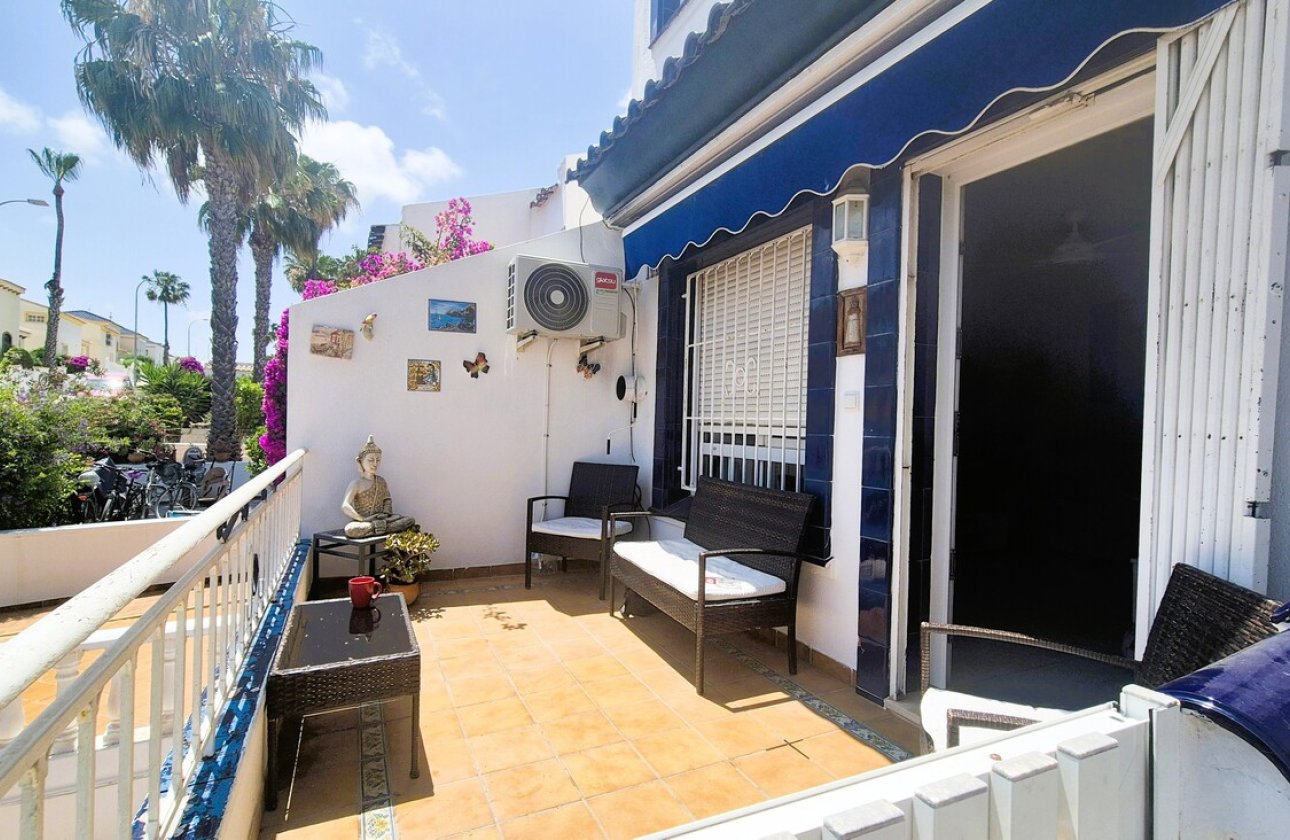 Herverkoop - Town House -
Los Dolses - Inland