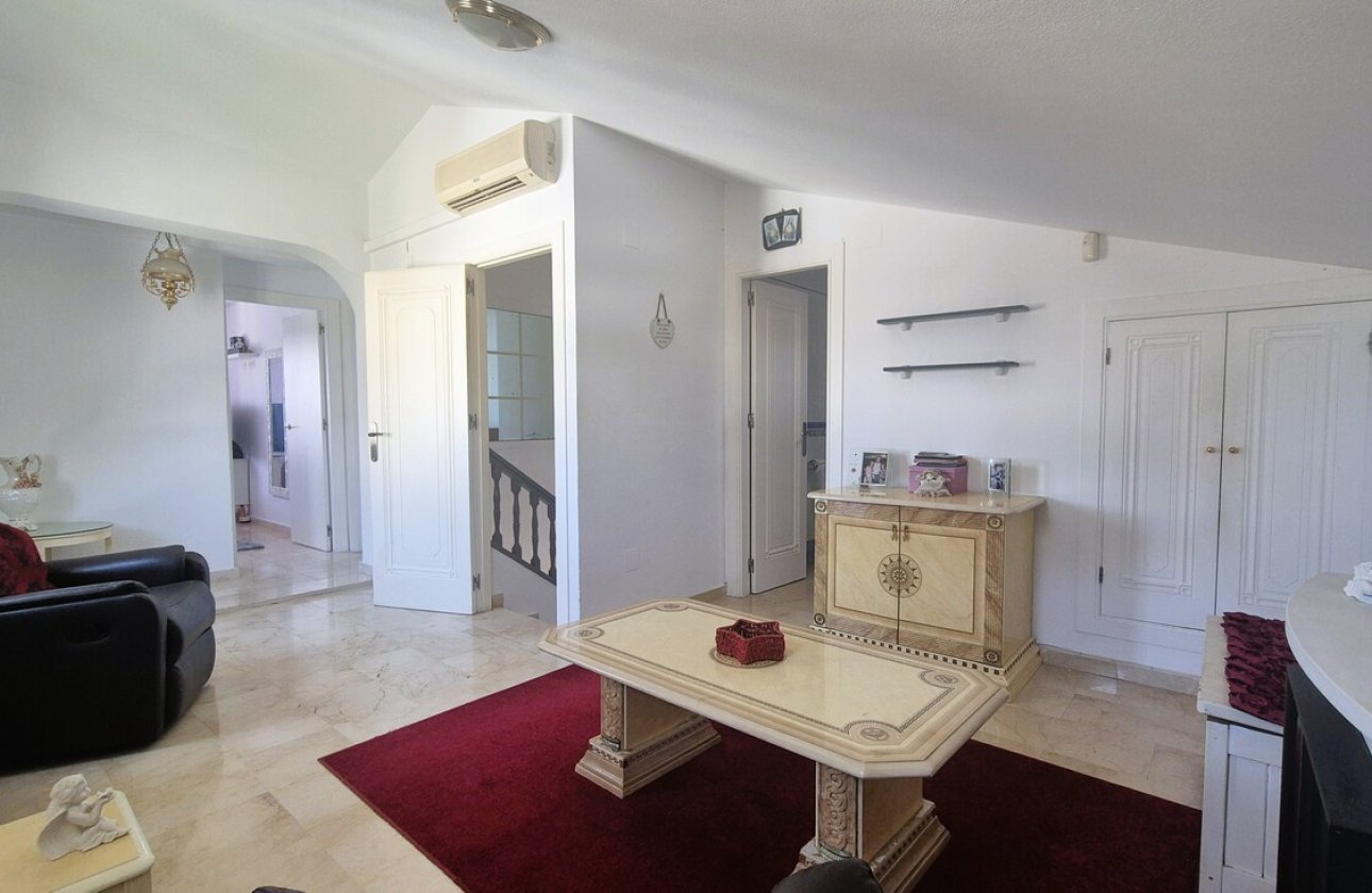 Herverkoop - Town House -
Los Dolses - Inland