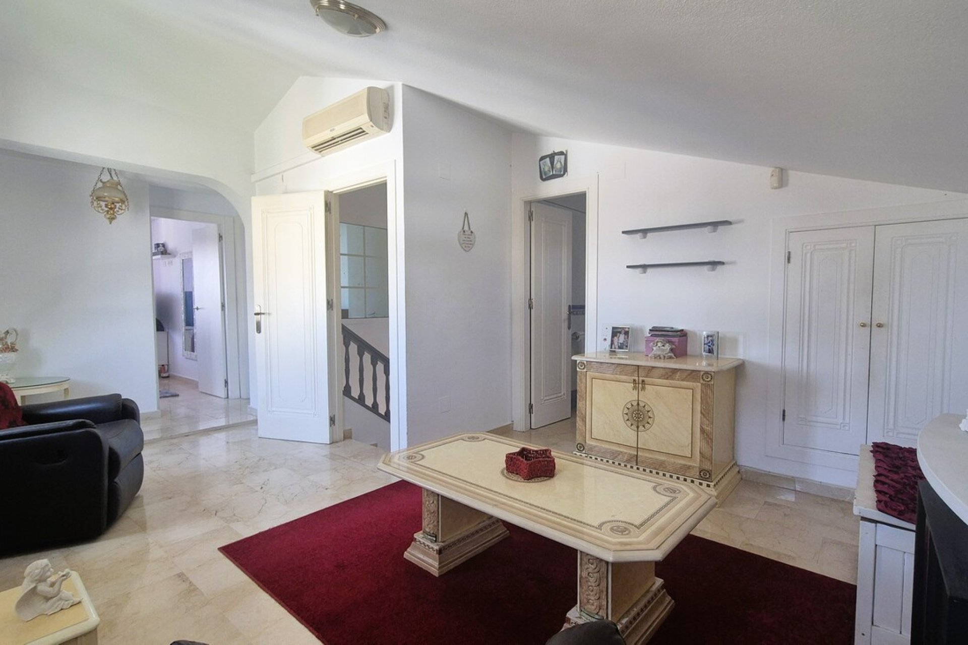 Herverkoop - Town House -
Los Dolses - Inland