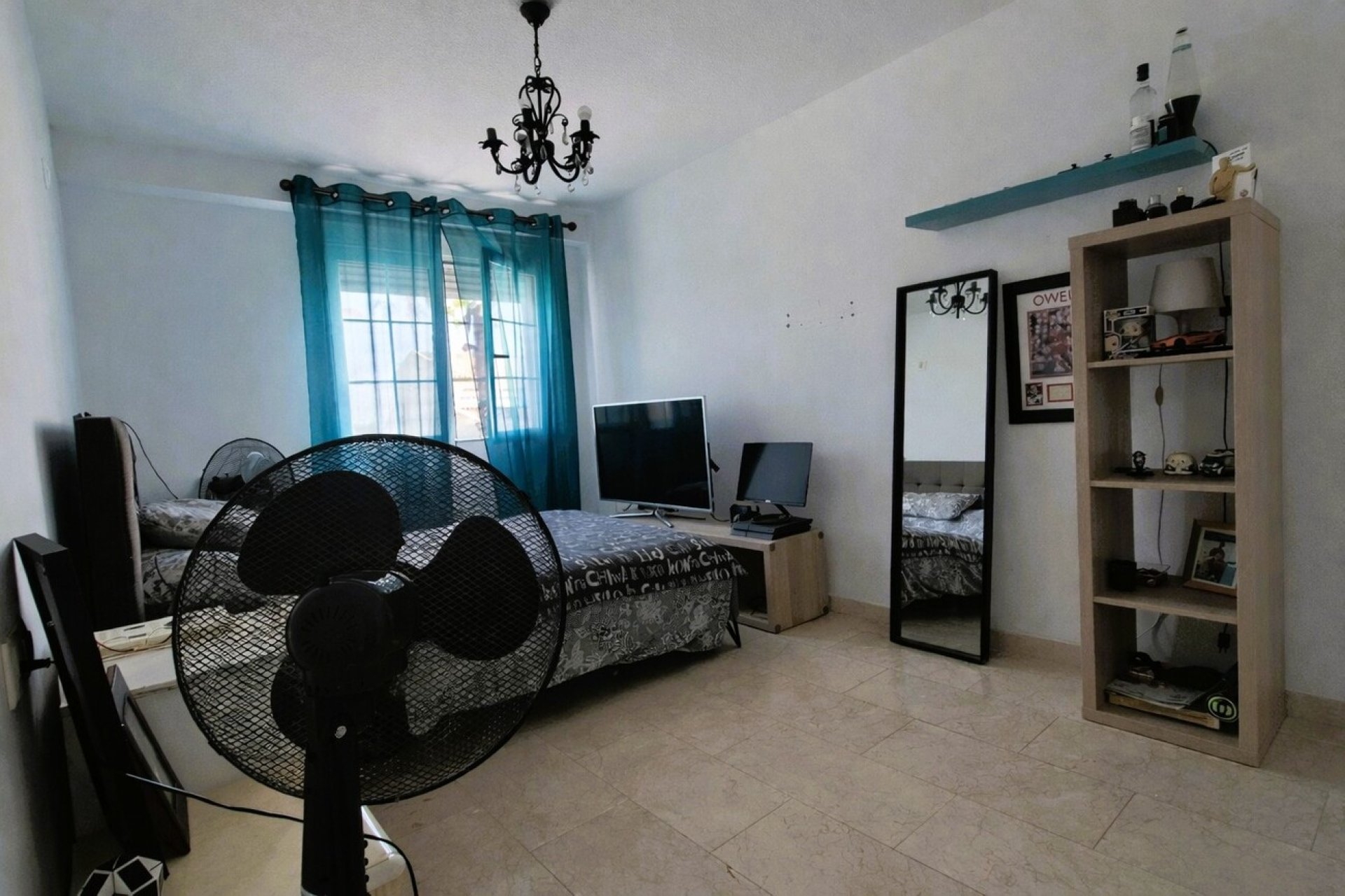 Herverkoop - Town House -
Los Dolses - Inland