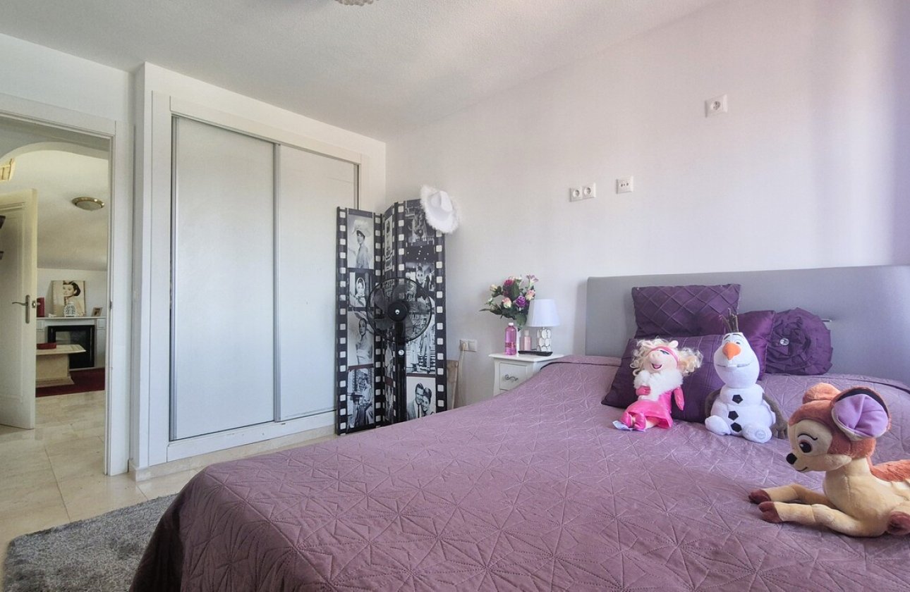 Herverkoop - Town House -
Los Dolses - Inland