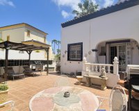 Herverkoop - Town House -
Los Dolses - Inland