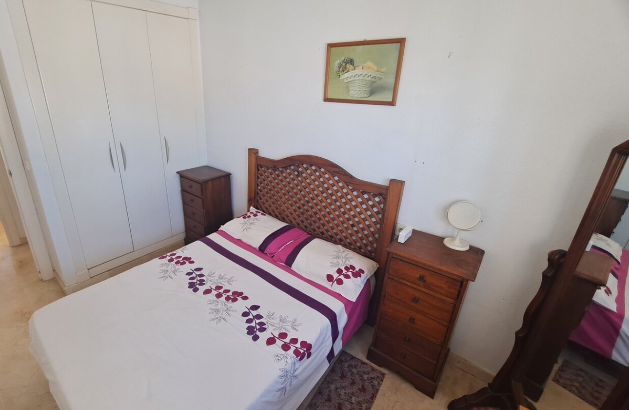 Herverkoop - Town House -
Los Dolses - Inland