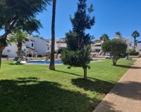 Herverkoop - Town House -
Los Dolses - Inland