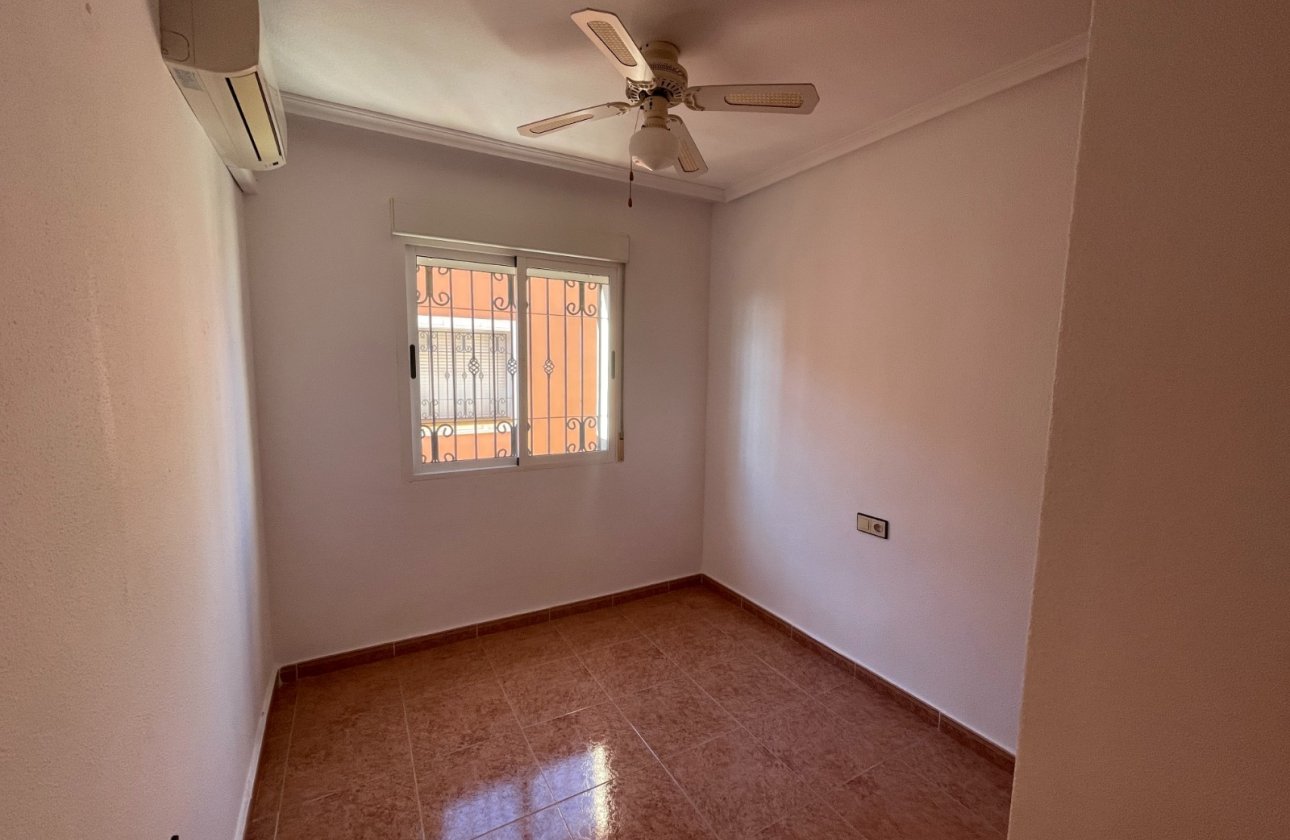 Herverkoop - Town House -
Los Montesinos - Costa Blanca