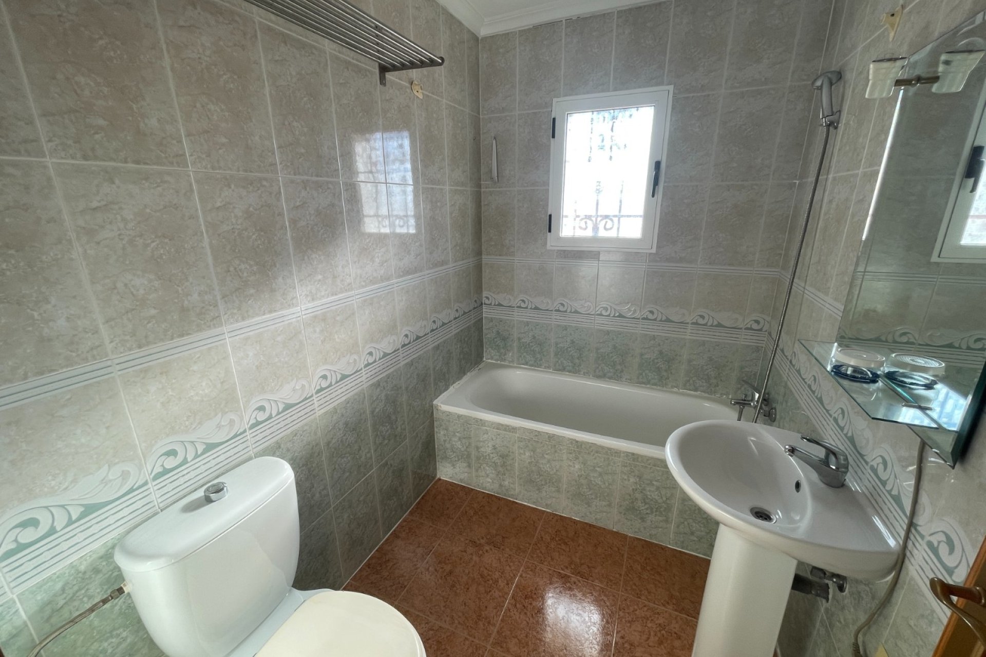 Herverkoop - Town House -
Los Montesinos - Costa Blanca