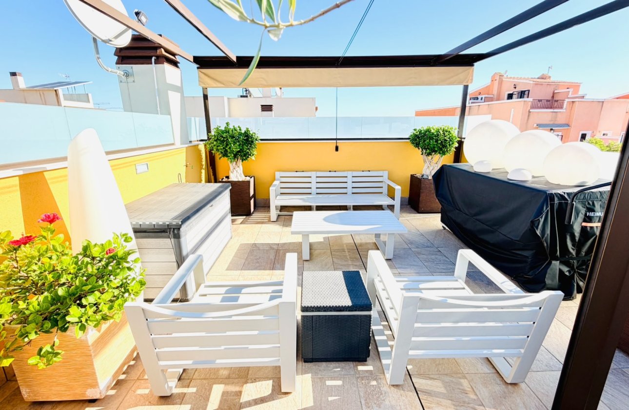 Herverkoop - Town House -
Los Montesinos - Costa Blanca