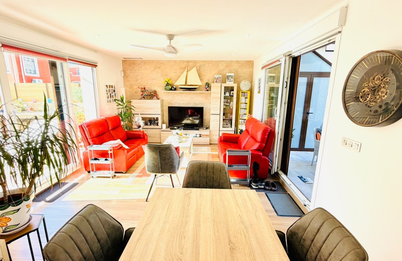 Herverkoop - Town House -
Los Montesinos - Costa Blanca