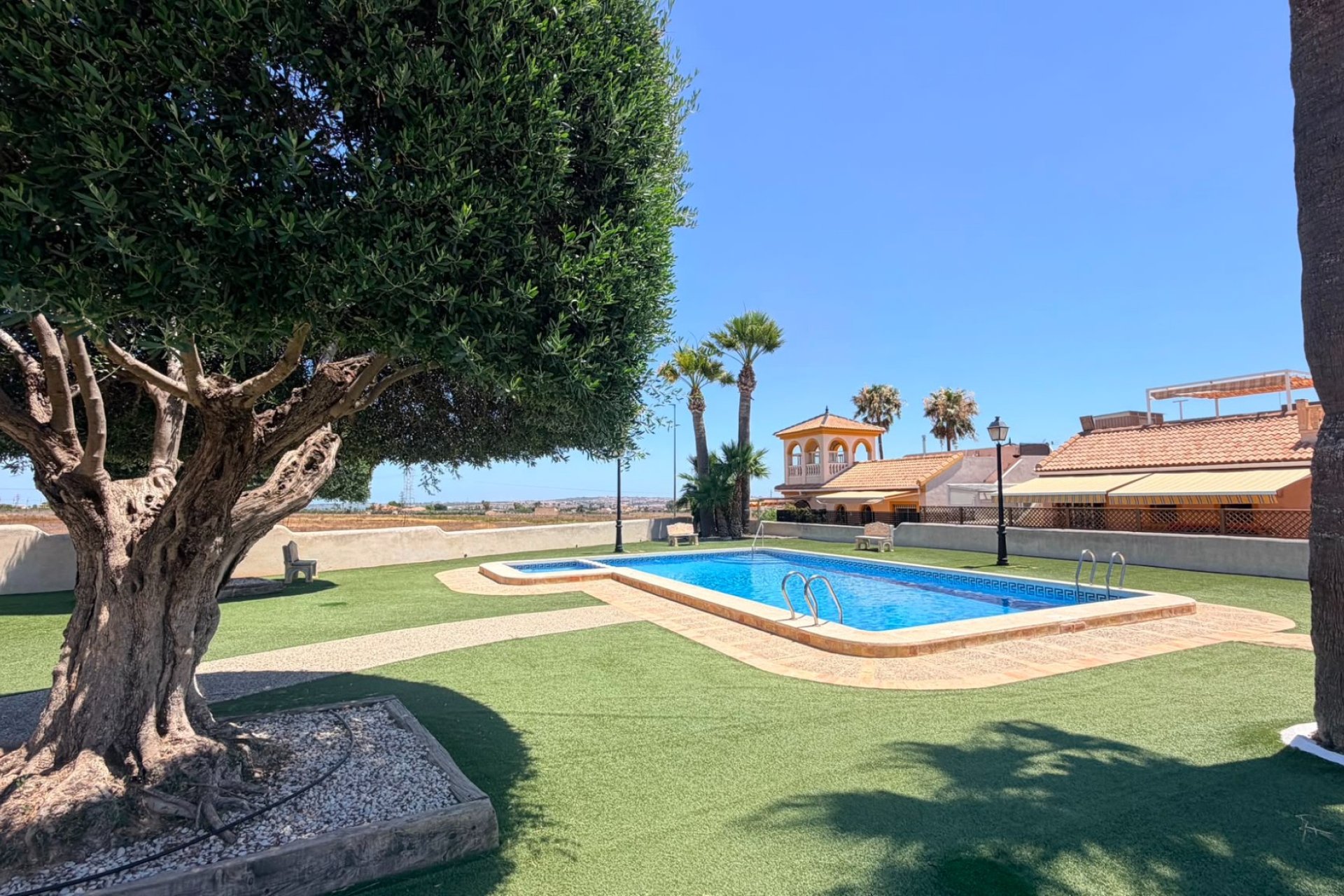 Herverkoop - Town House -
Los Montesinos - Costa Blanca