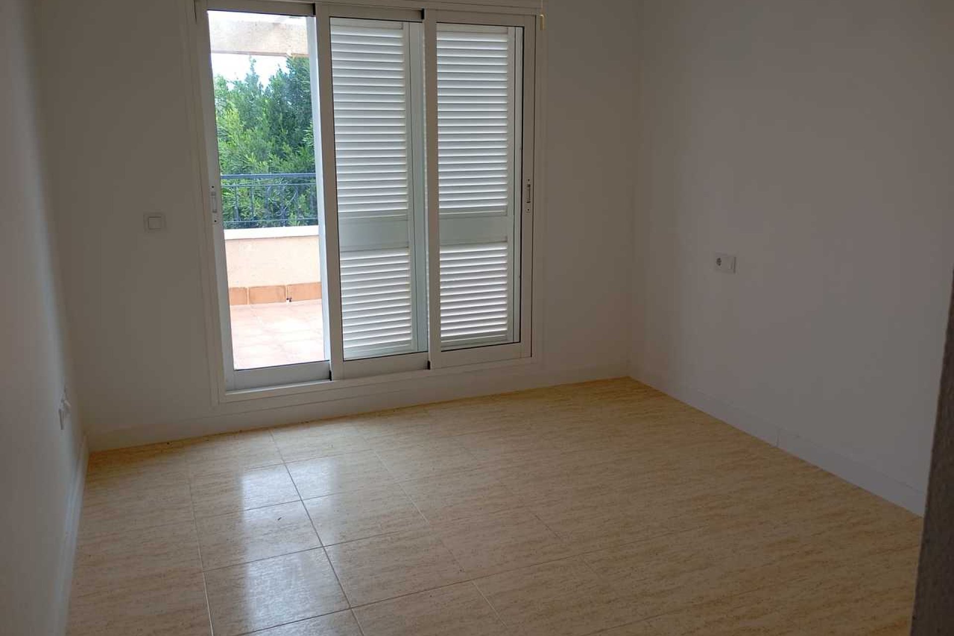 Herverkoop - Town House -
Mil Palmeras - Costa Blanca