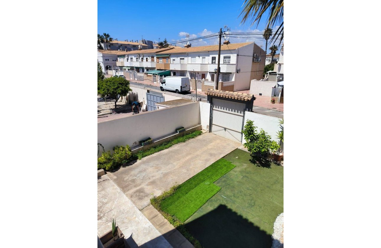 Herverkoop - Town House -
Orihuela Costa - Cabo Roig