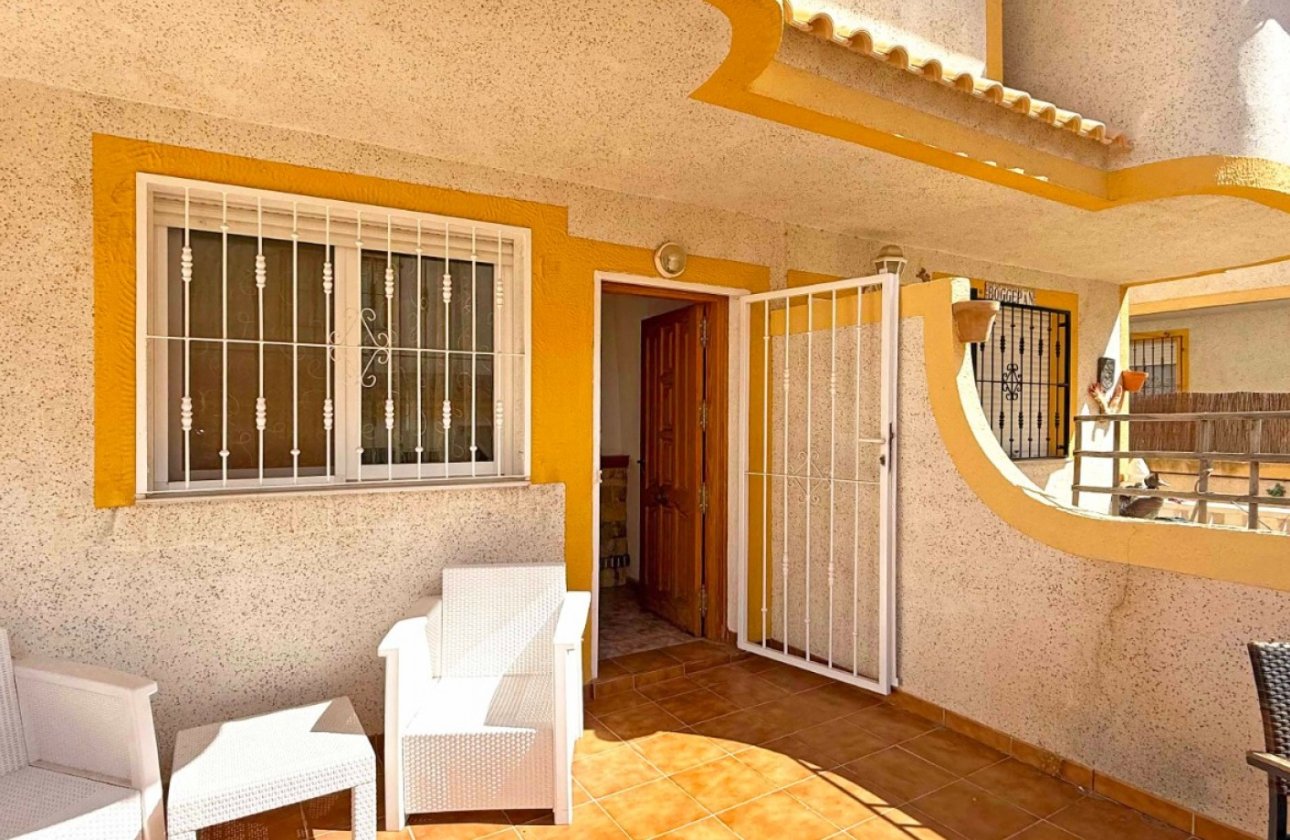 Herverkoop - Town House -
Orihuela Costa - Costa Blanca