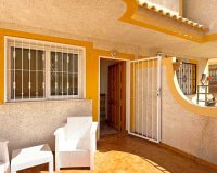 Herverkoop - Town House -
Orihuela Costa - Costa Blanca
