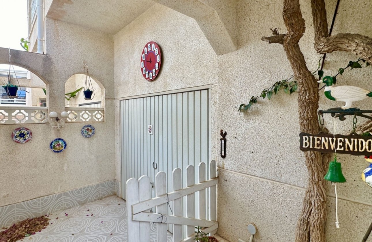 Herverkoop - Town House -
Orihuela Costa - Costa Blanca