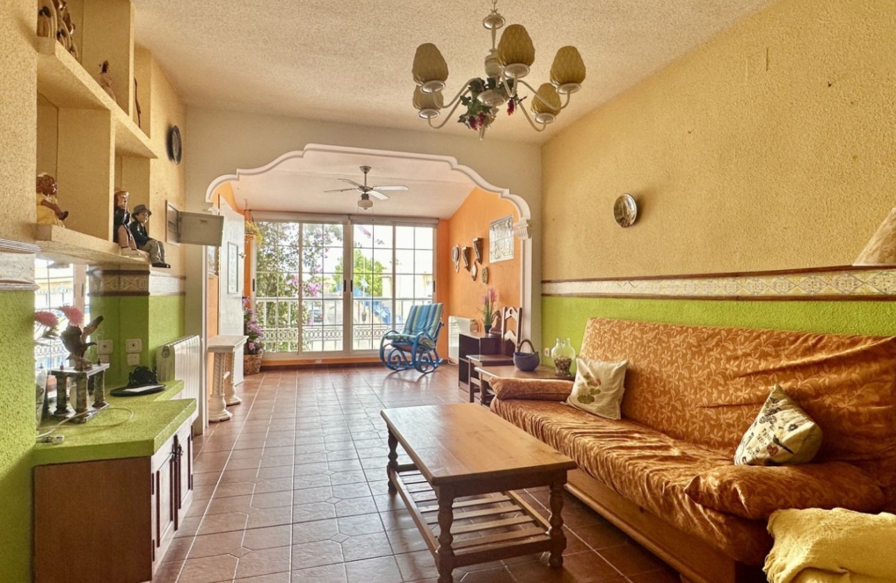 Herverkoop - Town House -
Orihuela Costa - Costa Blanca