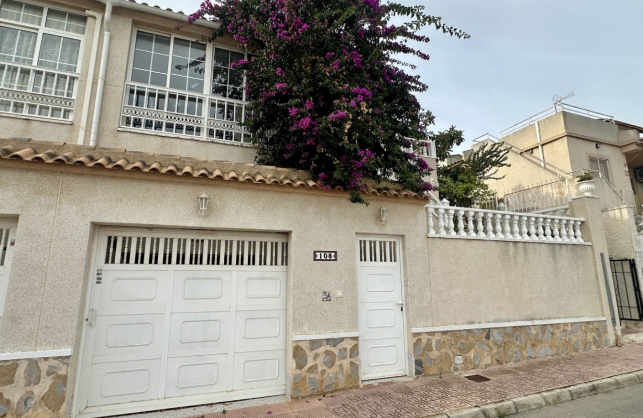 Herverkoop - Town House -
Orihuela Costa - Costa Blanca