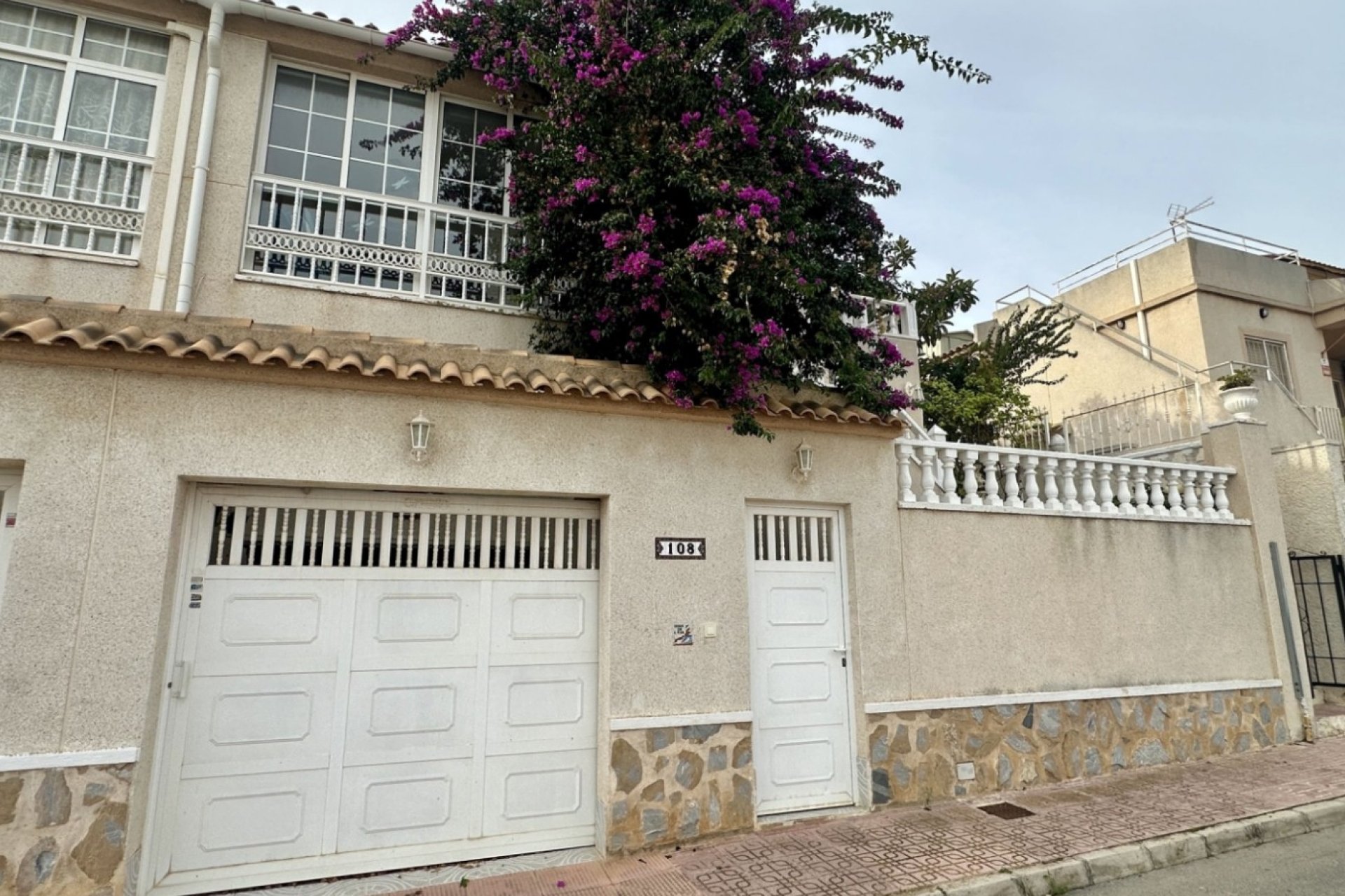 Herverkoop - Town House -
Orihuela Costa - Costa Blanca