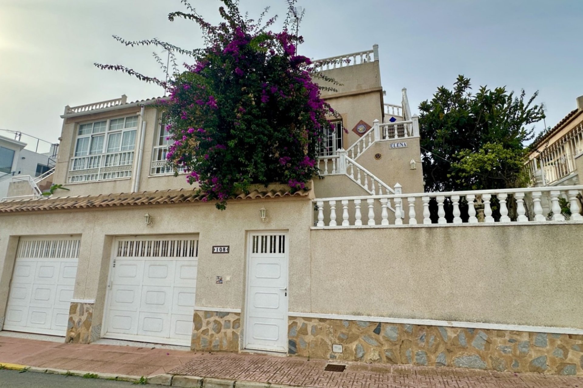 Herverkoop - Town House -
Orihuela Costa - Costa Blanca