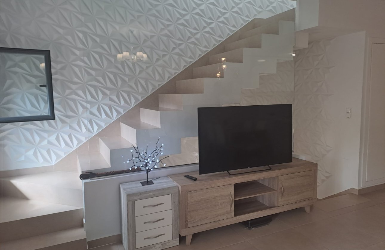 Herverkoop - Town House -
Orihuela Costa - Costa Blanca