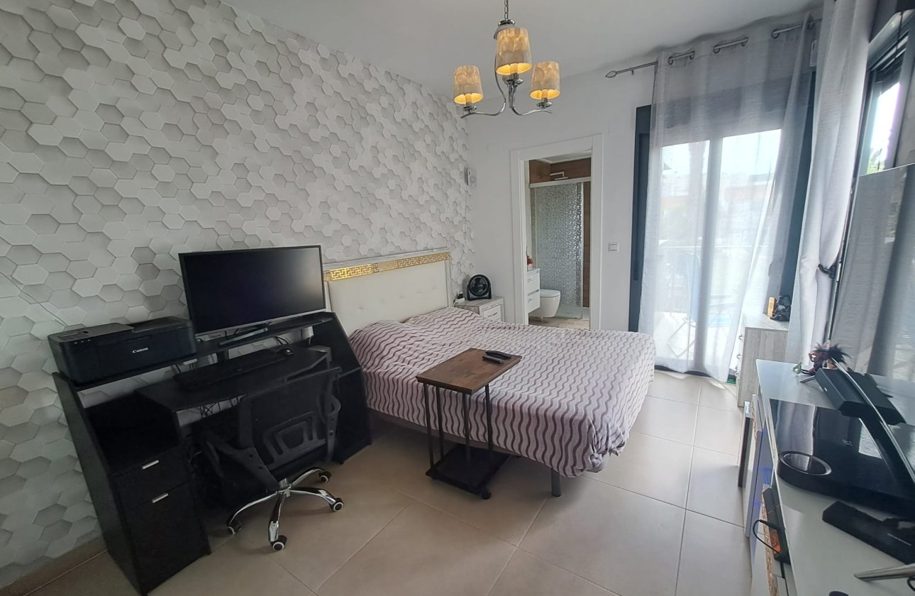 Herverkoop - Town House -
Orihuela Costa - Costa Blanca