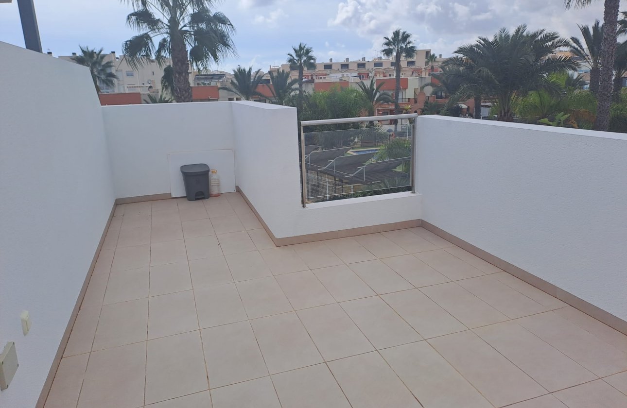 Herverkoop - Town House -
Orihuela Costa - Costa Blanca