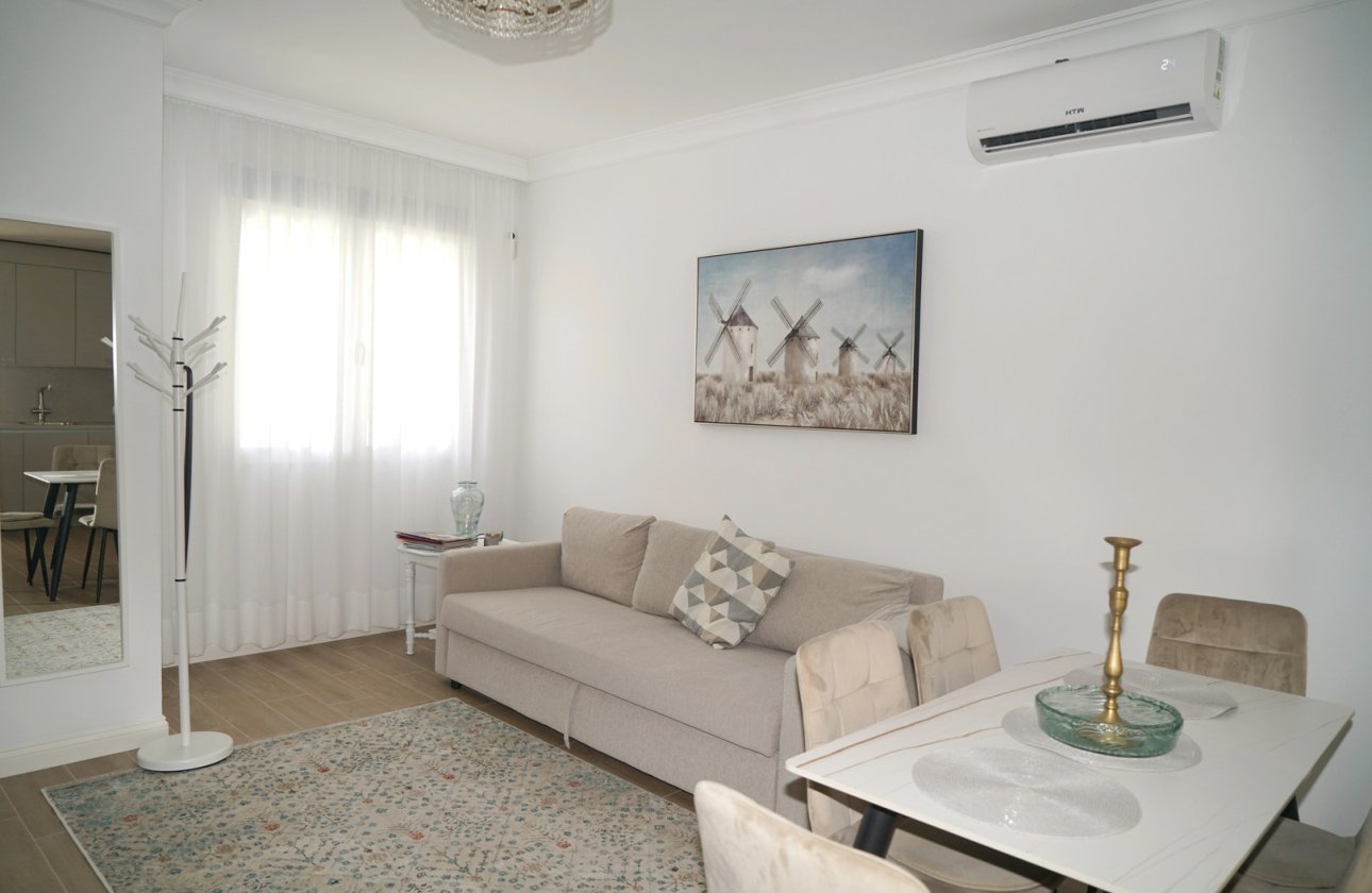 Herverkoop - Town House -
Orihuela Costa - Costa Blanca