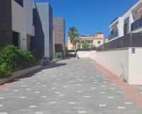 Herverkoop - Town House -
Orihuela Costa - Costa Blanca