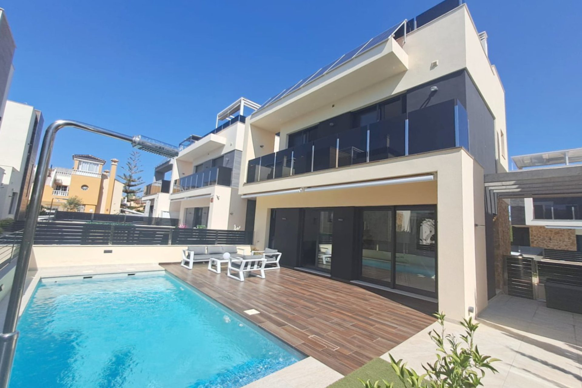 Herverkoop - Town House -
Orihuela Costa - Costa Blanca