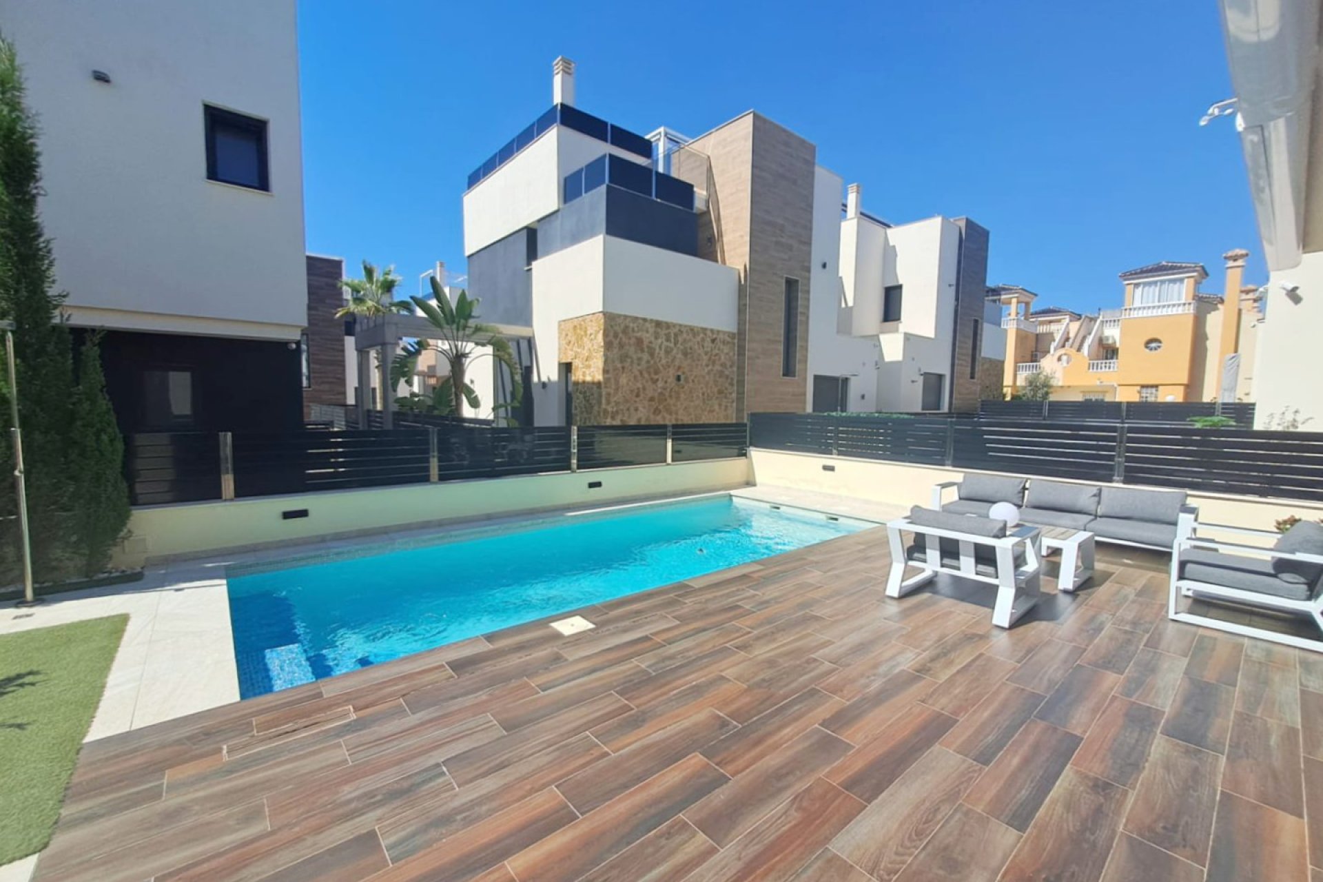 Herverkoop - Town House -
Orihuela Costa - Costa Blanca